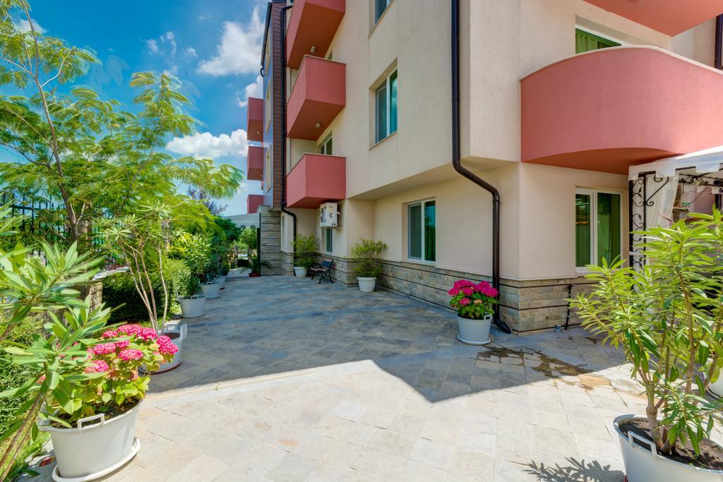 Отель Siena House Созополь Экстерьер фото