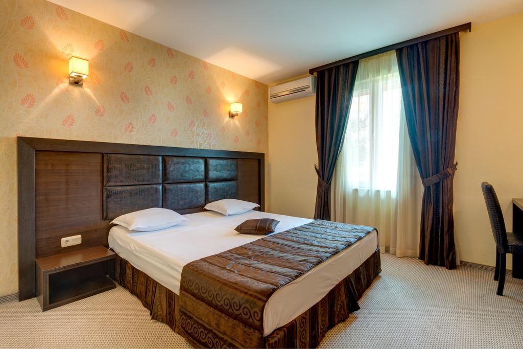 Отель Siena House Созополь Экстерьер фото