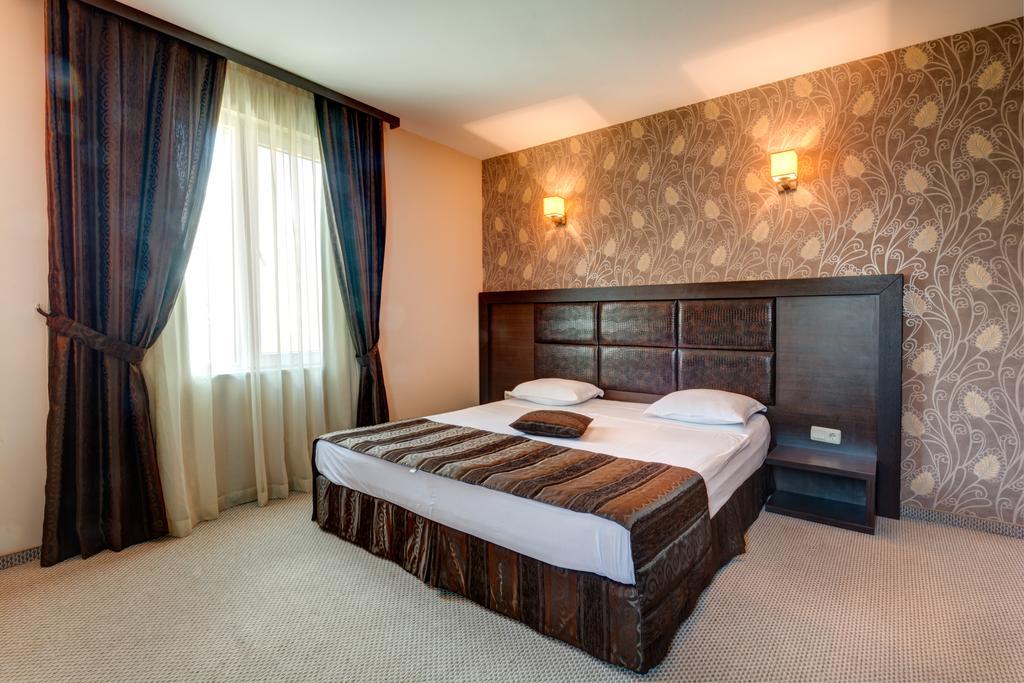 Отель Siena House Созополь Экстерьер фото