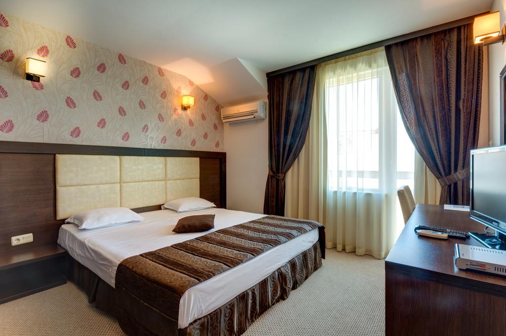 Отель Siena House Созополь Экстерьер фото