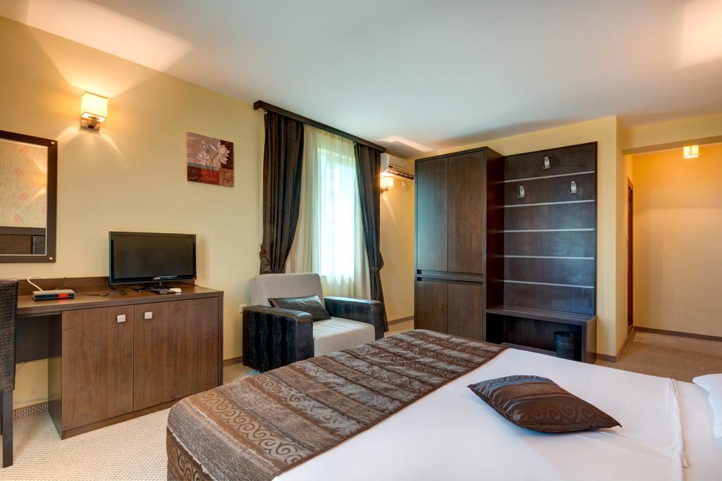 Отель Siena House Созополь Экстерьер фото